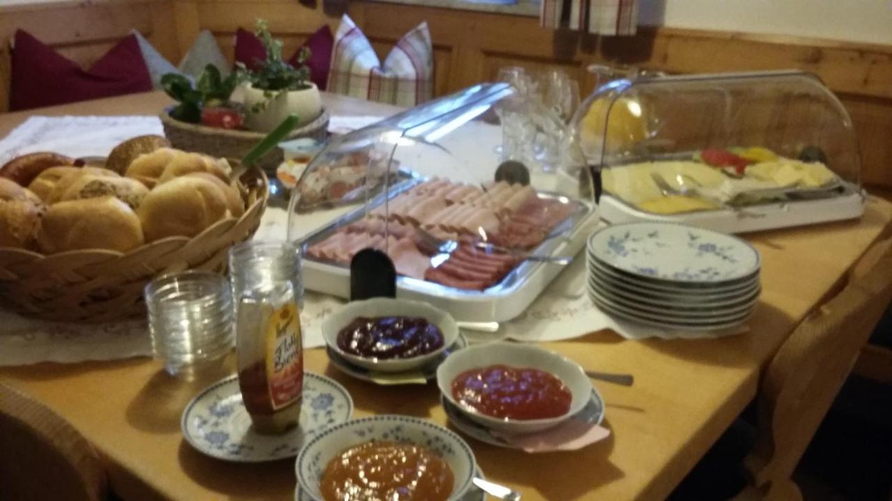 Gaestehaus Attenhauser Unterammergau Eksteriør bilde